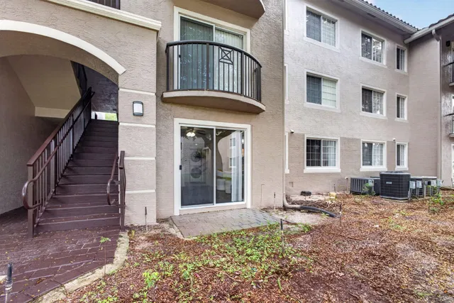  Unit 1504 photo 7