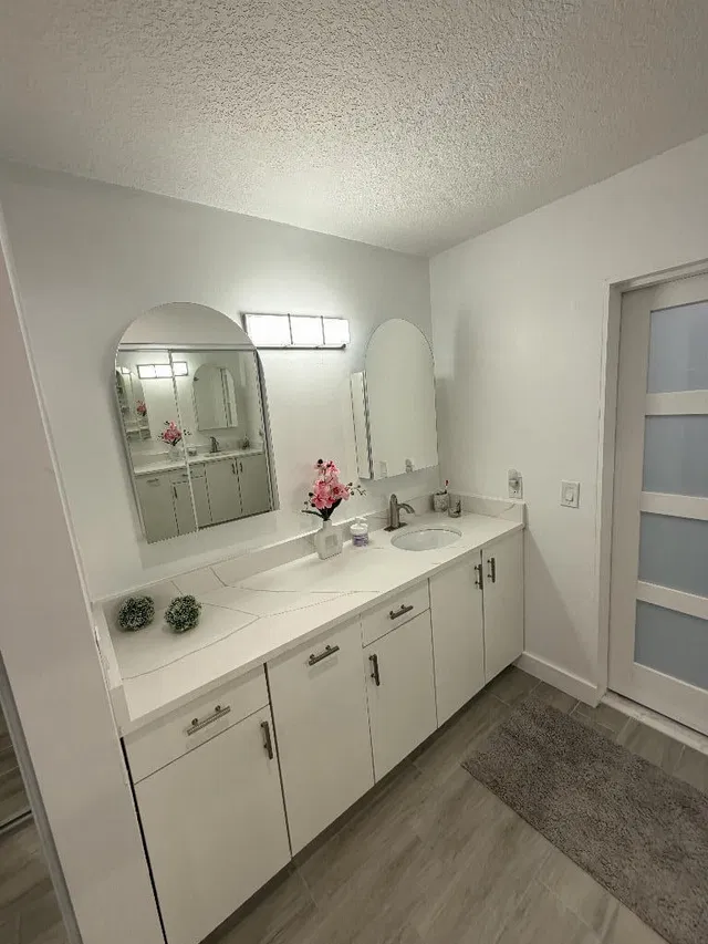 Residence photo 6