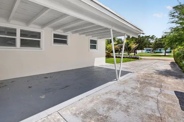 Residence photo 5