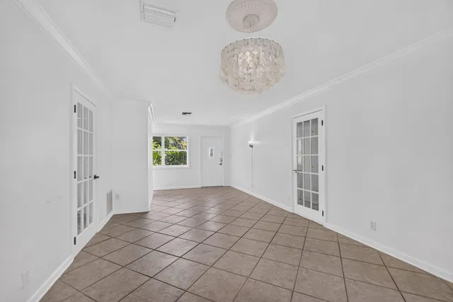 Residence photo 13