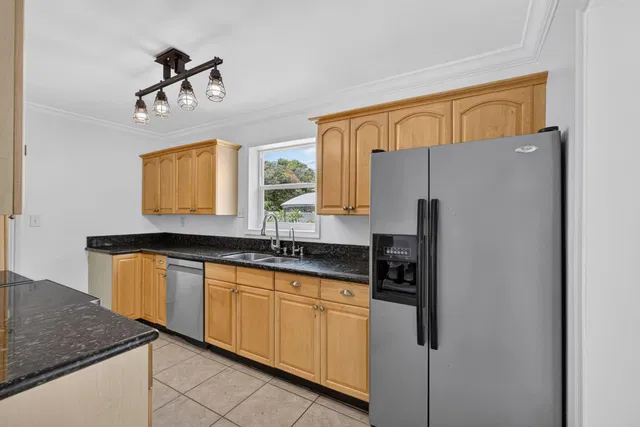 Residence photo 17