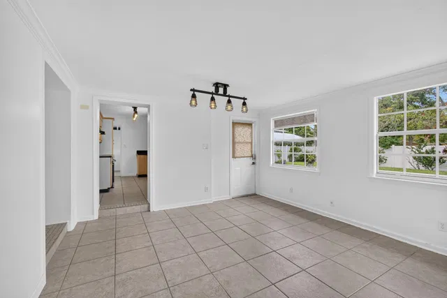 Residence photo 19