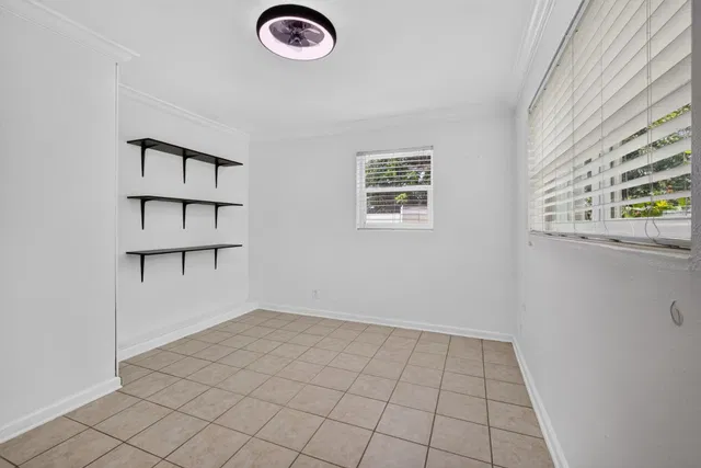 Residence photo 28