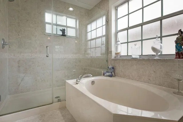 Residence photo 24
