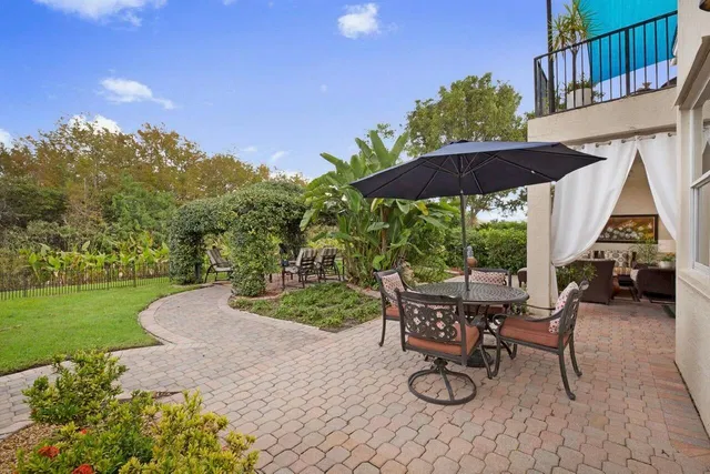 Residence photo 34