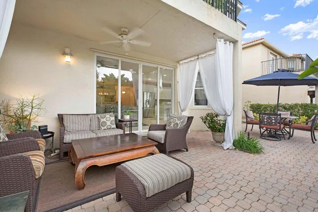 Residence photo 35