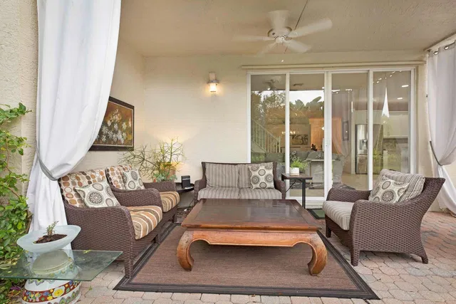 Residence photo 38