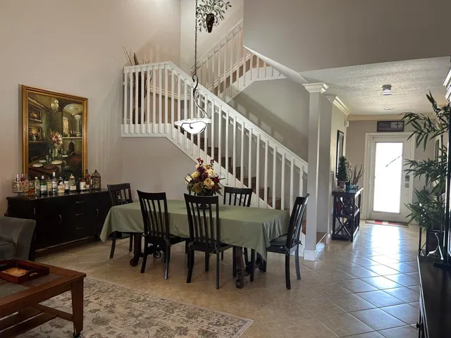 Residence photo 8
