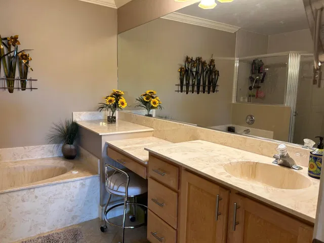 Residence photo 11