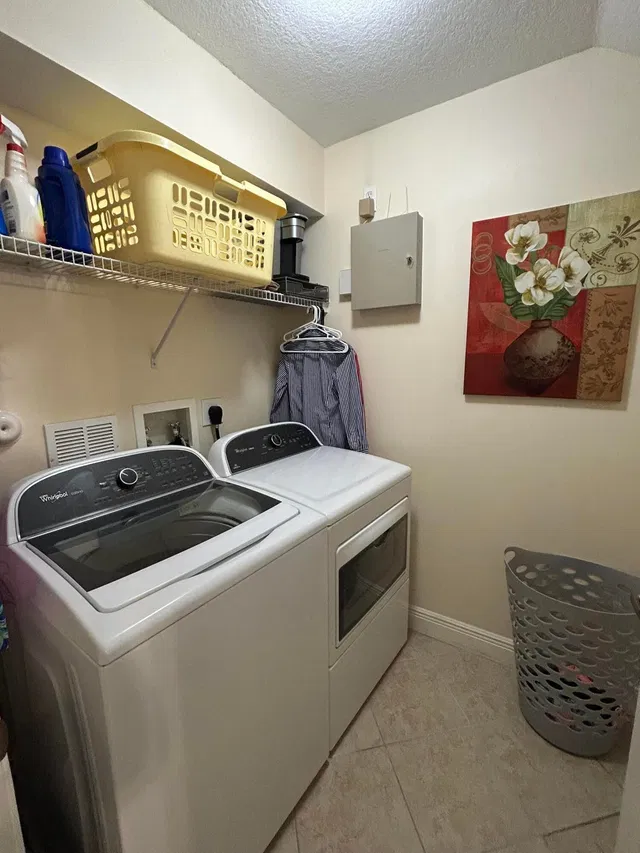 Residence photo 14