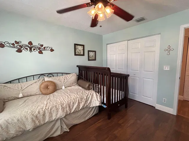 Residence photo 20