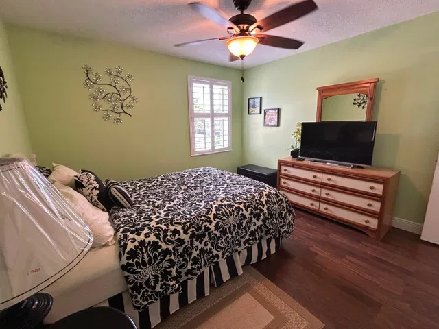 Residence photo 23