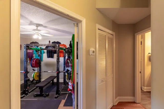 Unit 204 photo 7