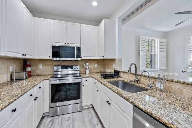 Residence photo 11