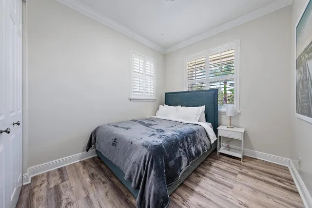 Residence photo 17