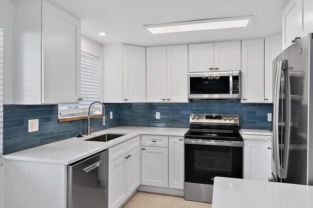 Unit Apt 107 photo 4