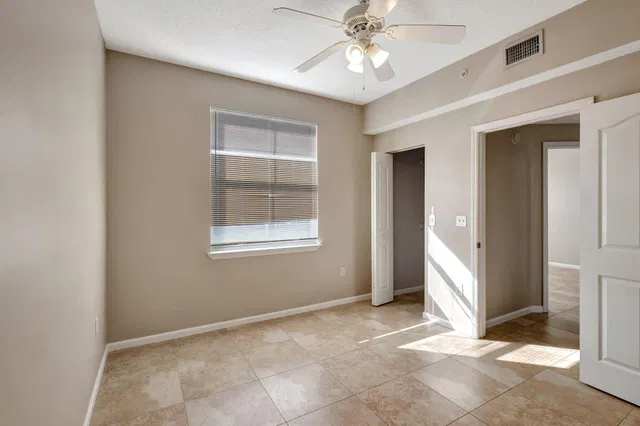 Unit 1508 photo 23