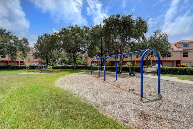 Unit 1508 photo 53
