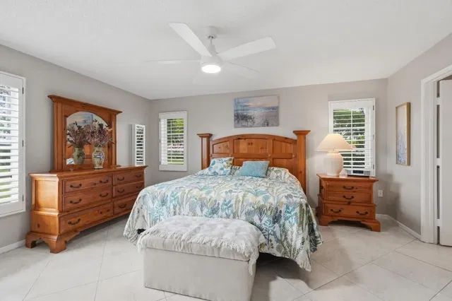 Unit 108 photo 17
