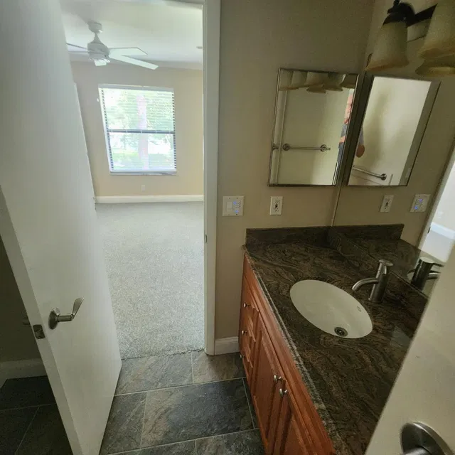 Unit 206 photo 6