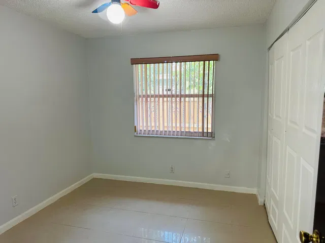 Residence photo 9