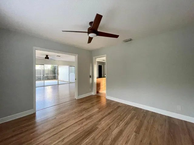 Residence photo 11