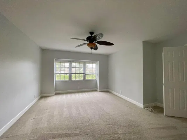 Residence photo 15