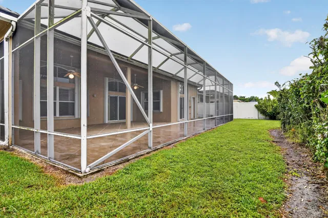 Residence photo 17