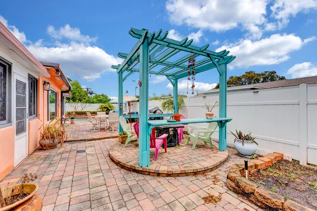 Residence photo 38