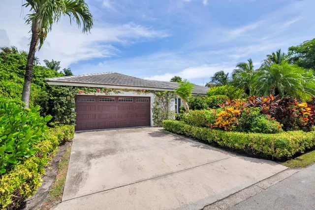 North End Palm Beach Residence photo 3