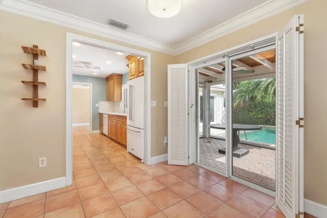 North End Palm Beach Residence photo 8