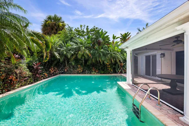 North End Palm Beach Residence photo 23
