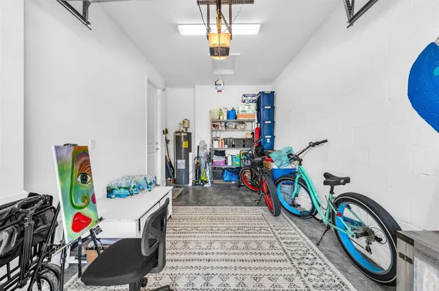  Residence photo 26