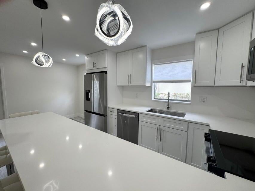 Unit C photo 3