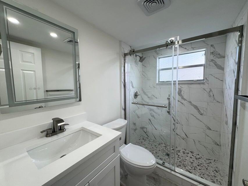 Unit C photo 11