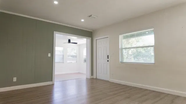 Residence photo 3