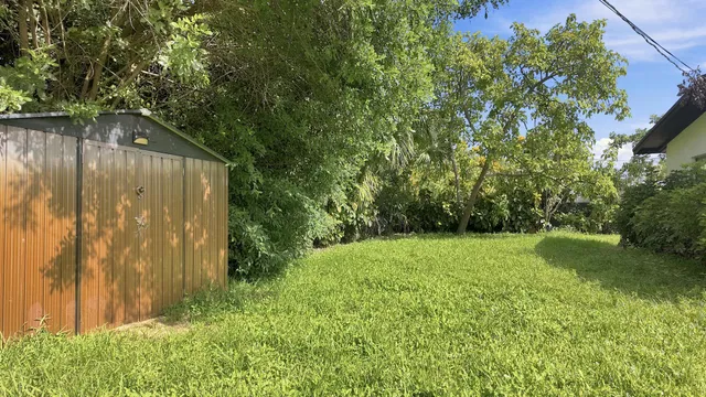 Residence photo 19