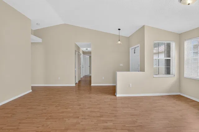 Residence photo 13