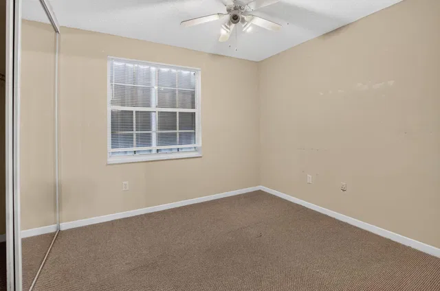 Residence photo 19