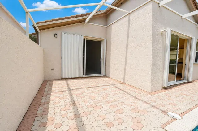 Residence photo 27