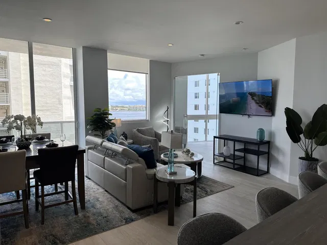Villa Lofts Unit 903 photo 12