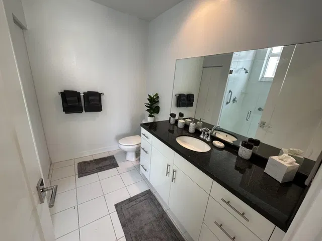 Villa Lofts Unit 903 photo 21