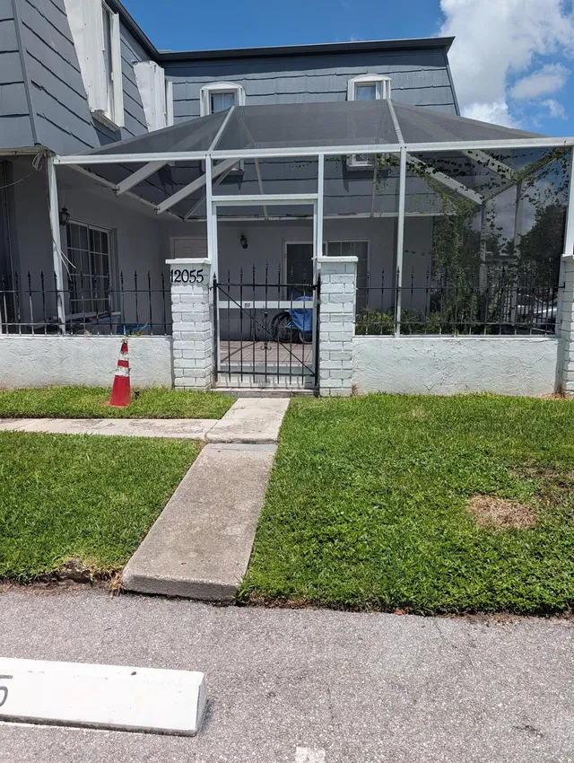 Residence photo 2