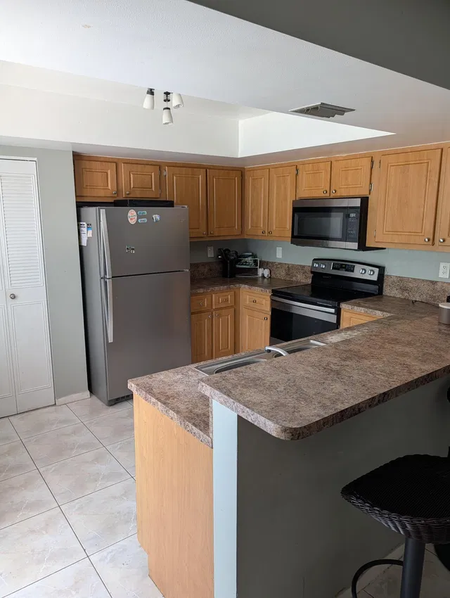 Residence photo 3