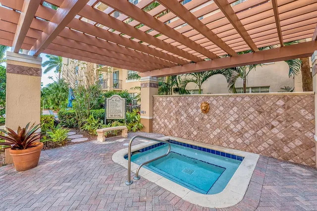 Flagler Pointe Unit 818 photo 42