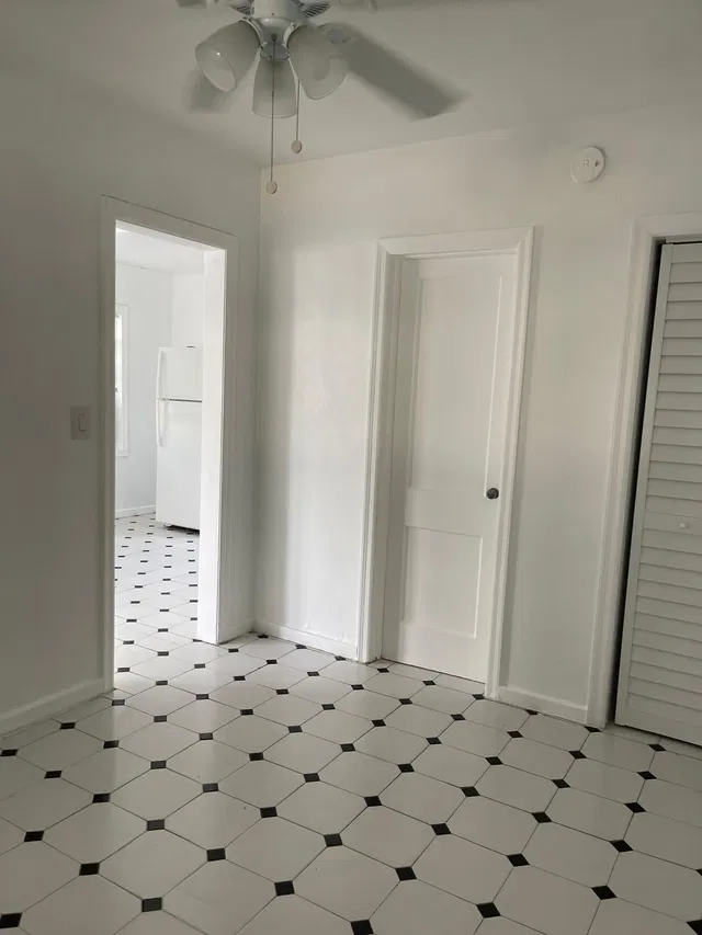 Residence photo 2