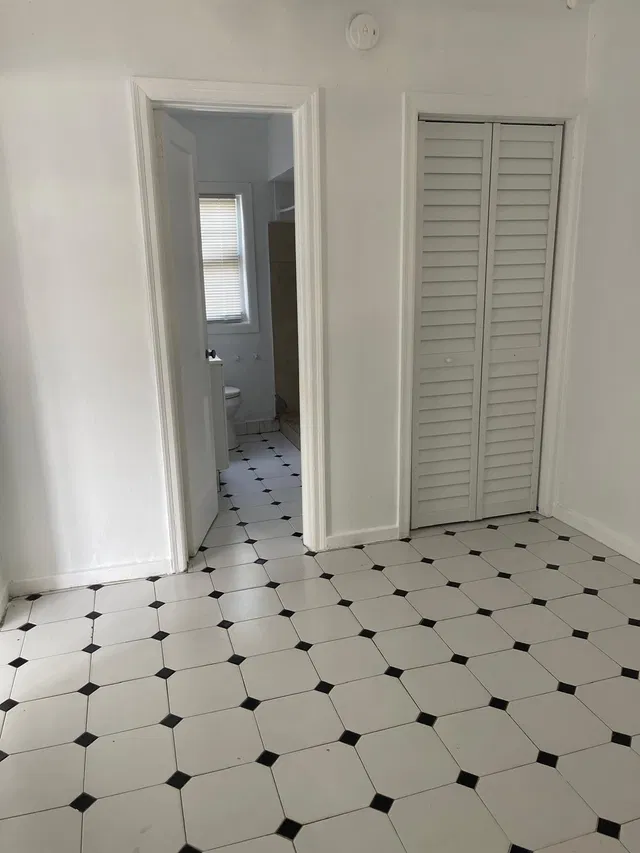 Residence photo 4