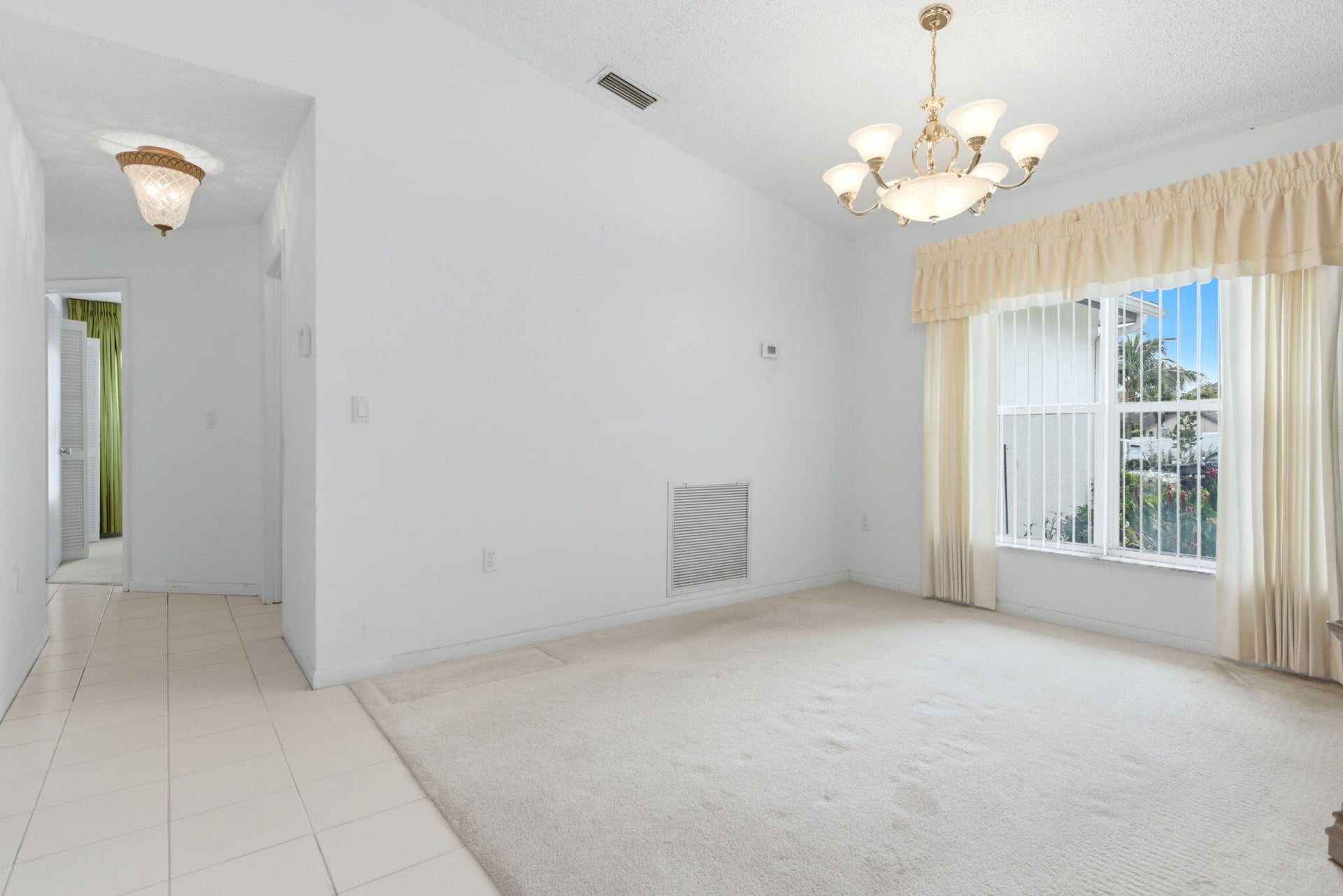  Residence photo 8
