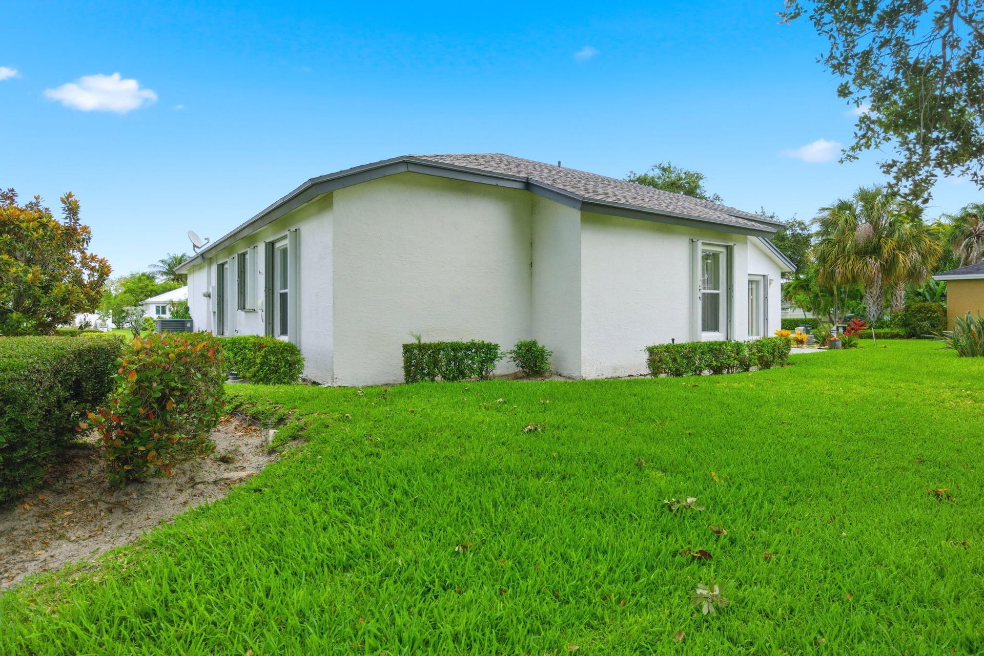  Residence photo 34