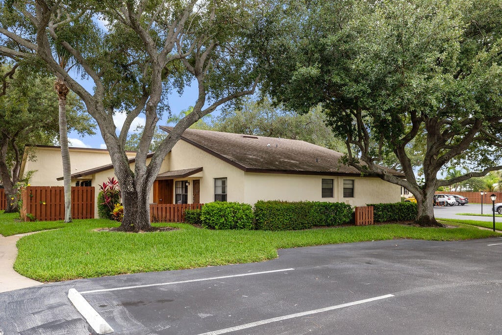  Residence photo 28